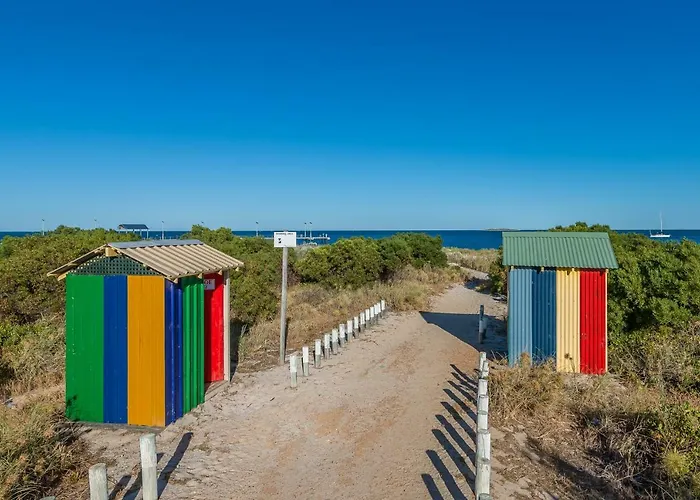 Seafront Unit 60
