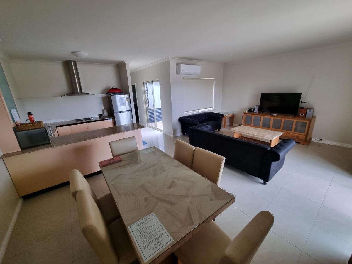 Seafront Unit 60 * Jurien Bay