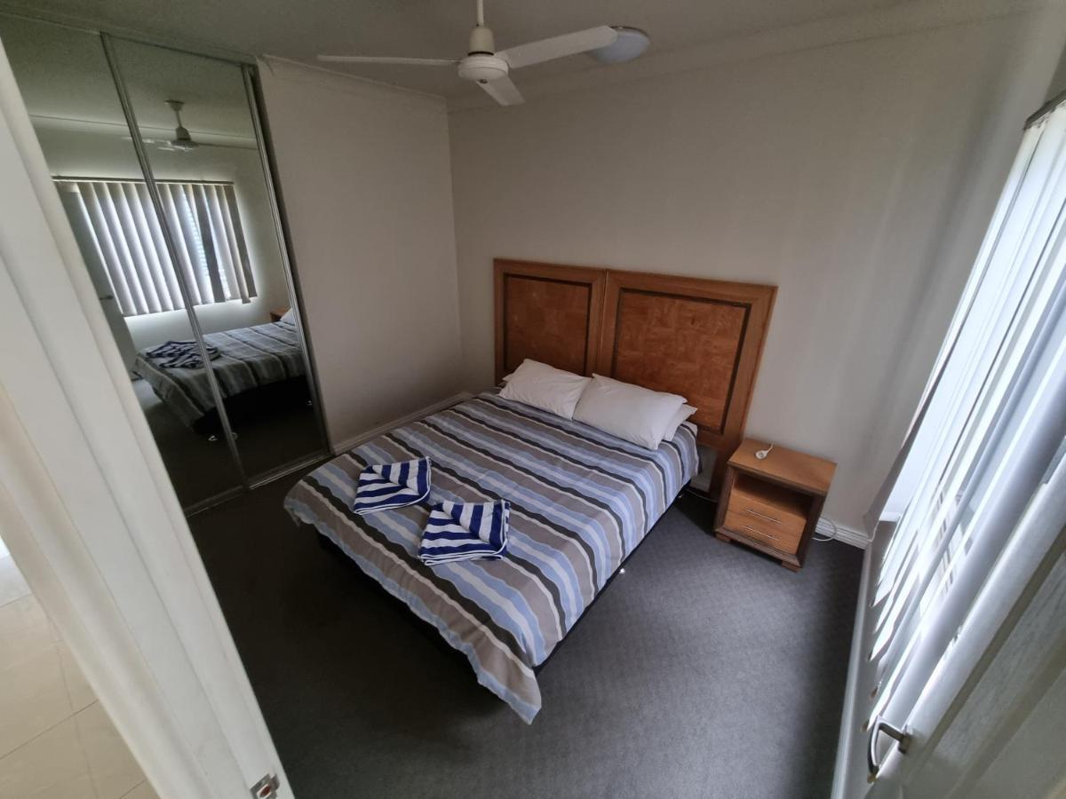 Apartment Seafront Unit 60 *