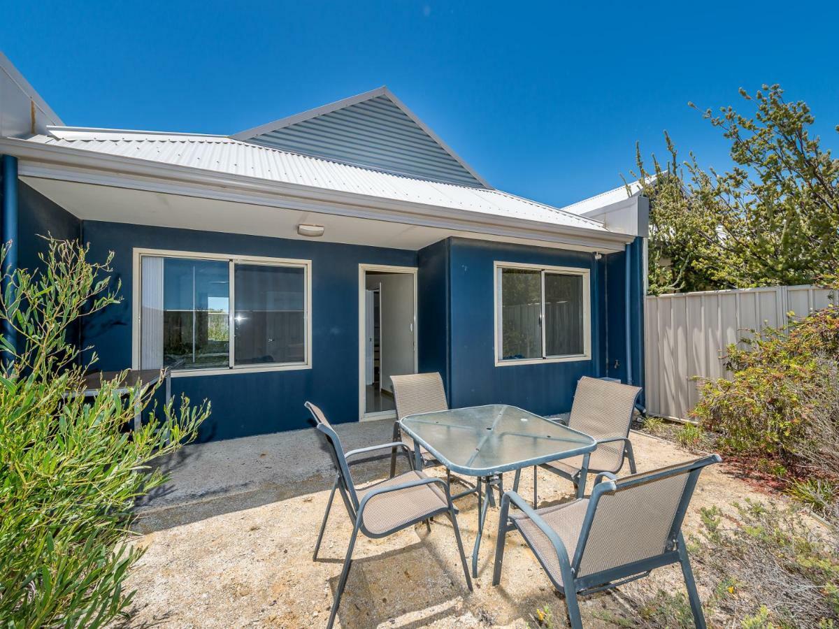 Seafront Unit 60 *